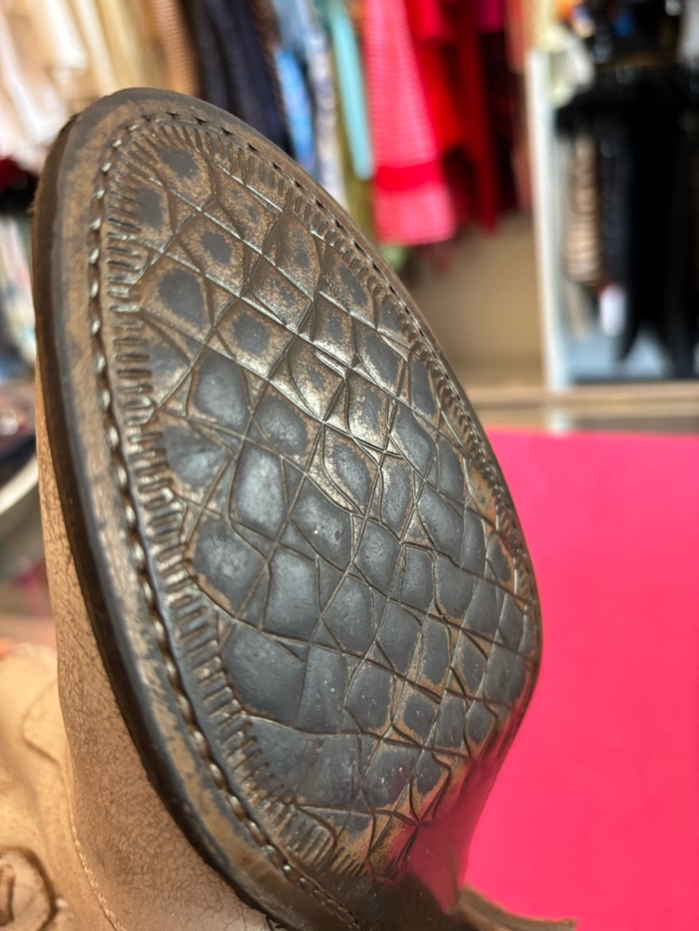 Very Volatile booties size 7.5 - Picture 6 of 6